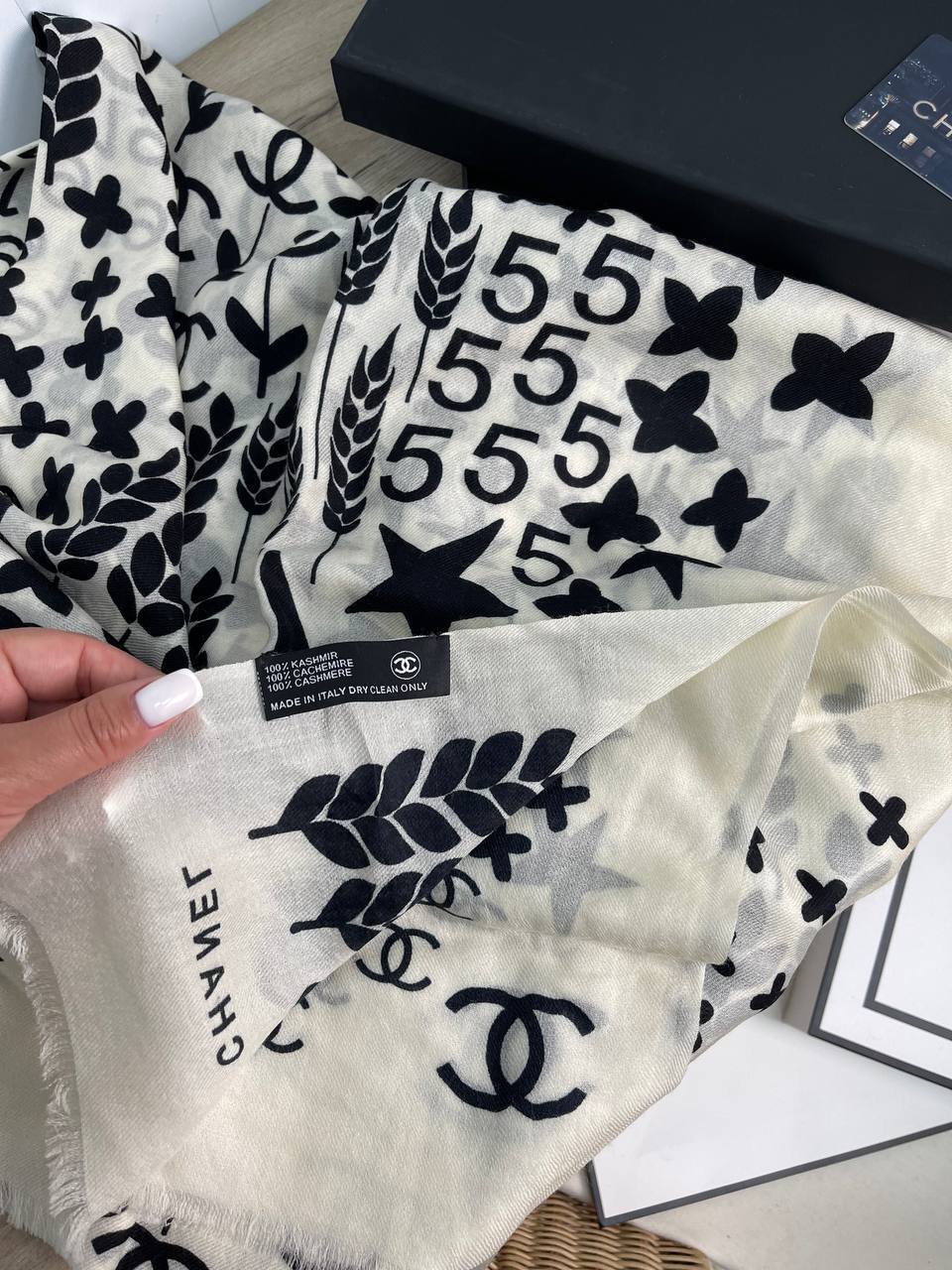 Chanel BP-19324 утонченный палантин Chanel BP-19324 утонченный палантин