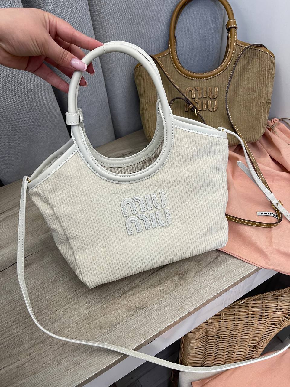 Коллекционная женская сумка Miu Miu BP-49757 Коллекционная женская сумка Miu Miu BP-49757