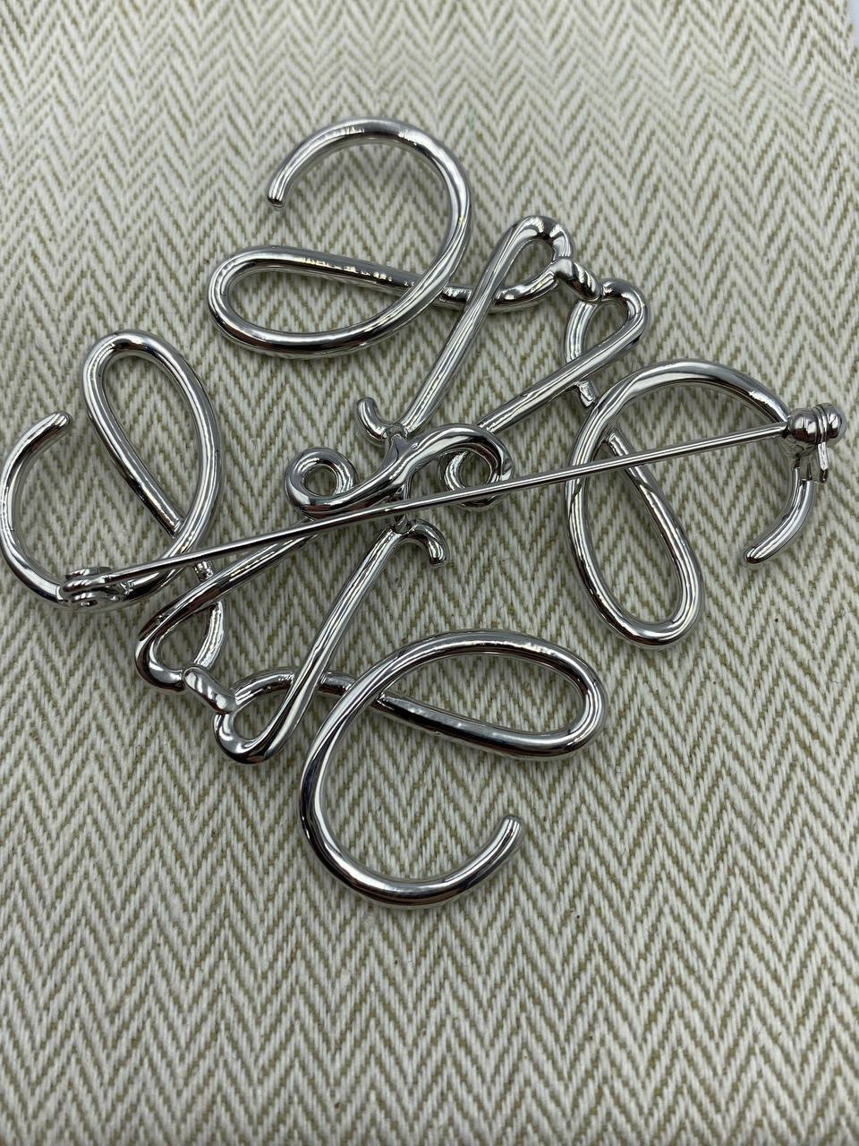 Коллекционная брошь Loewe BP-44921 Коллекционная брошь Loewe BP-44921