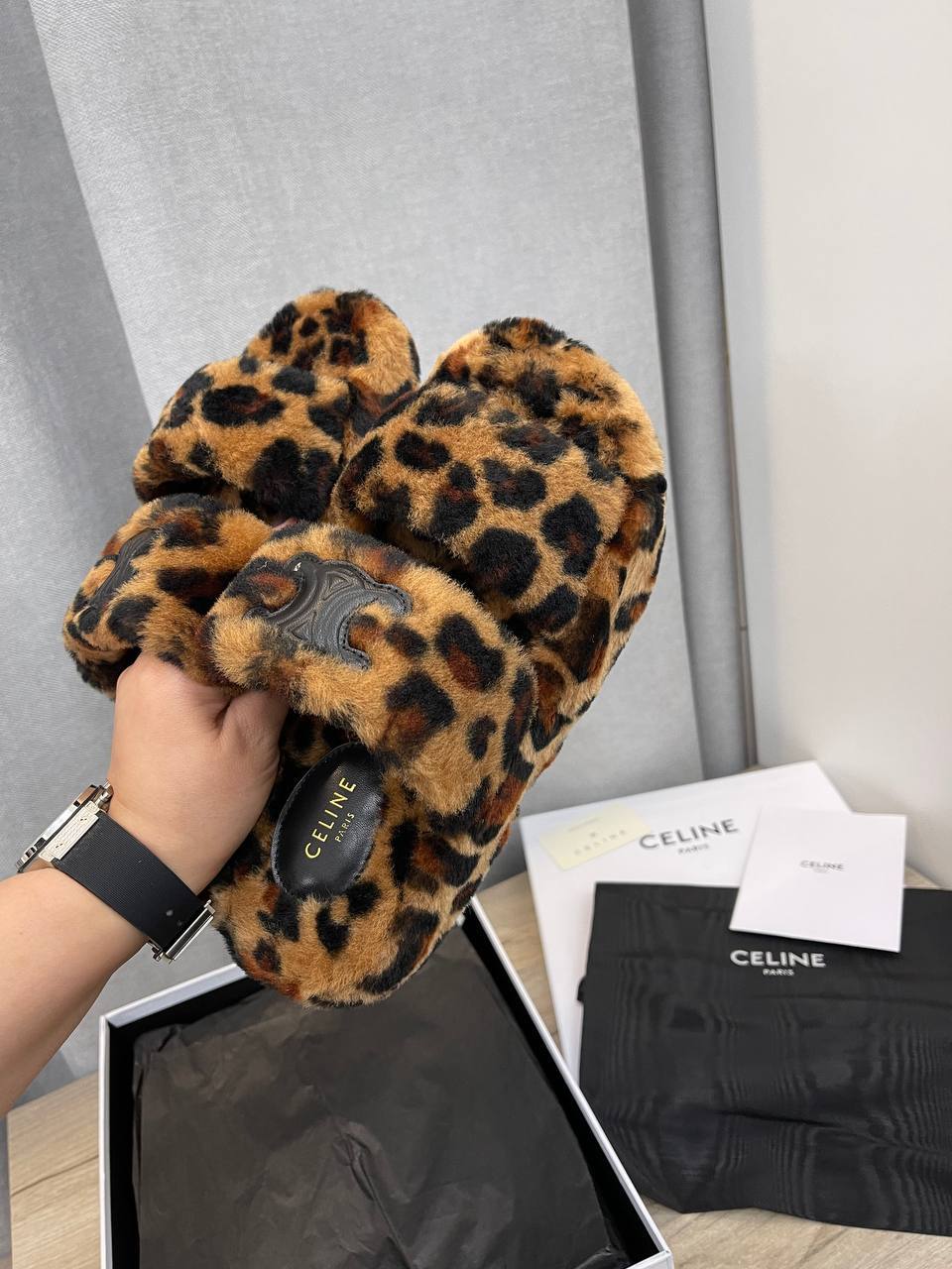 Celine BP-41408 меховые тапочки дизайнерские Celine BP-41408 меховые тапочки дизайнерские