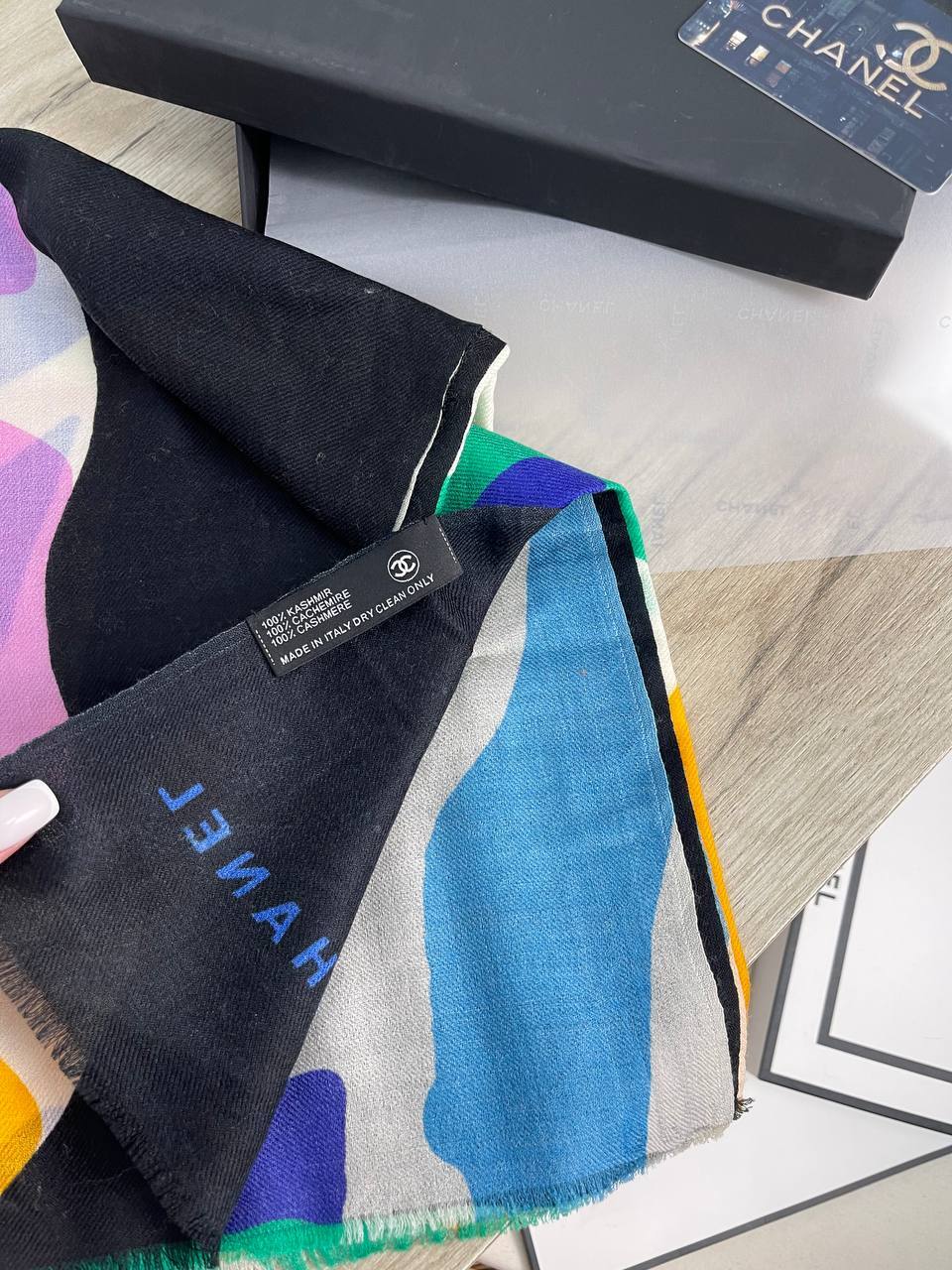 Chanel BP-19321 эксклюзивный палантин Chanel BP-19321 эксклюзивный палантин