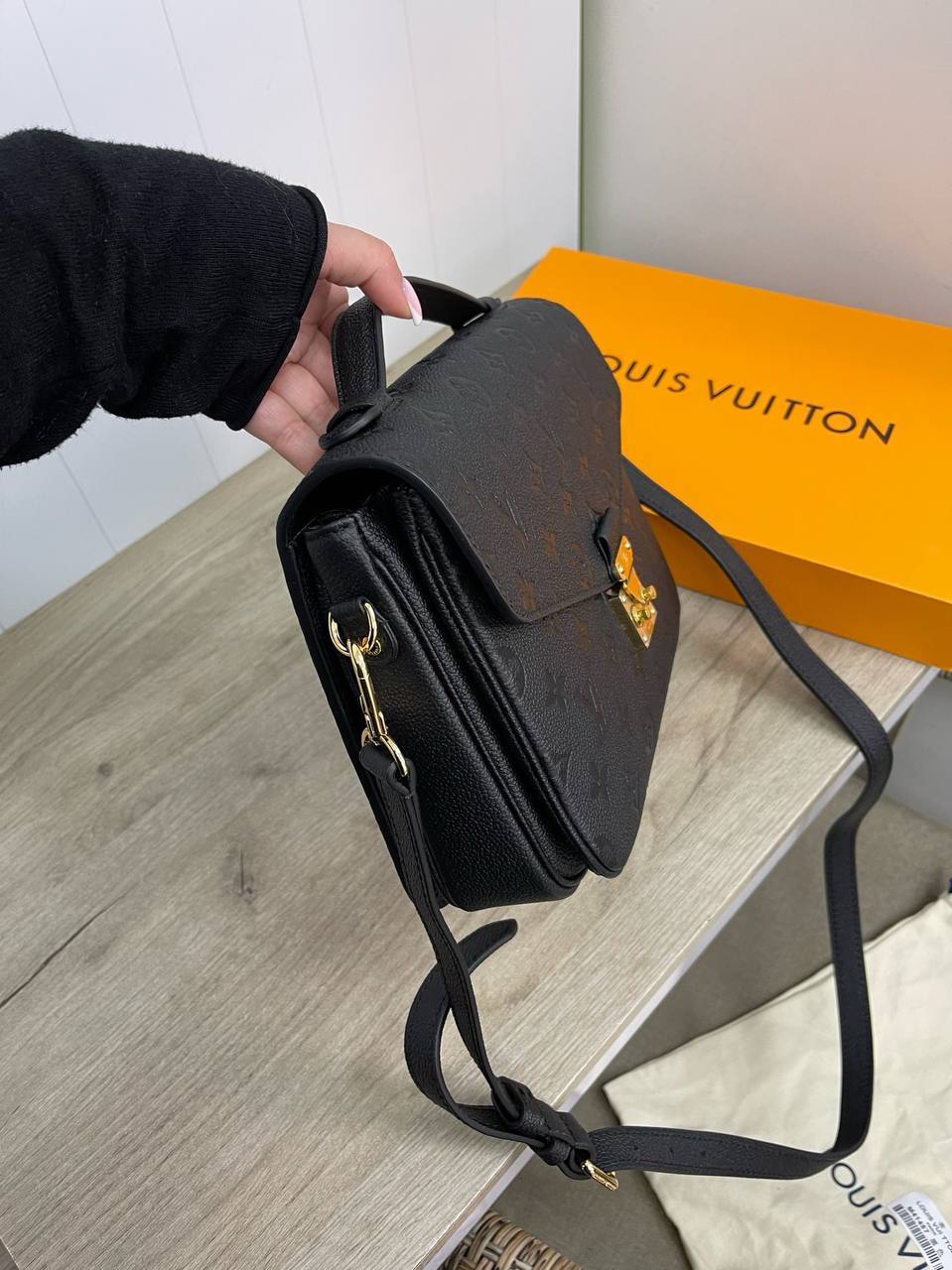 Женская элитная сумка Pochette Louis Vuitton BP-26332 Женская элитная сумка Pochette Louis Vuitton BP-26332