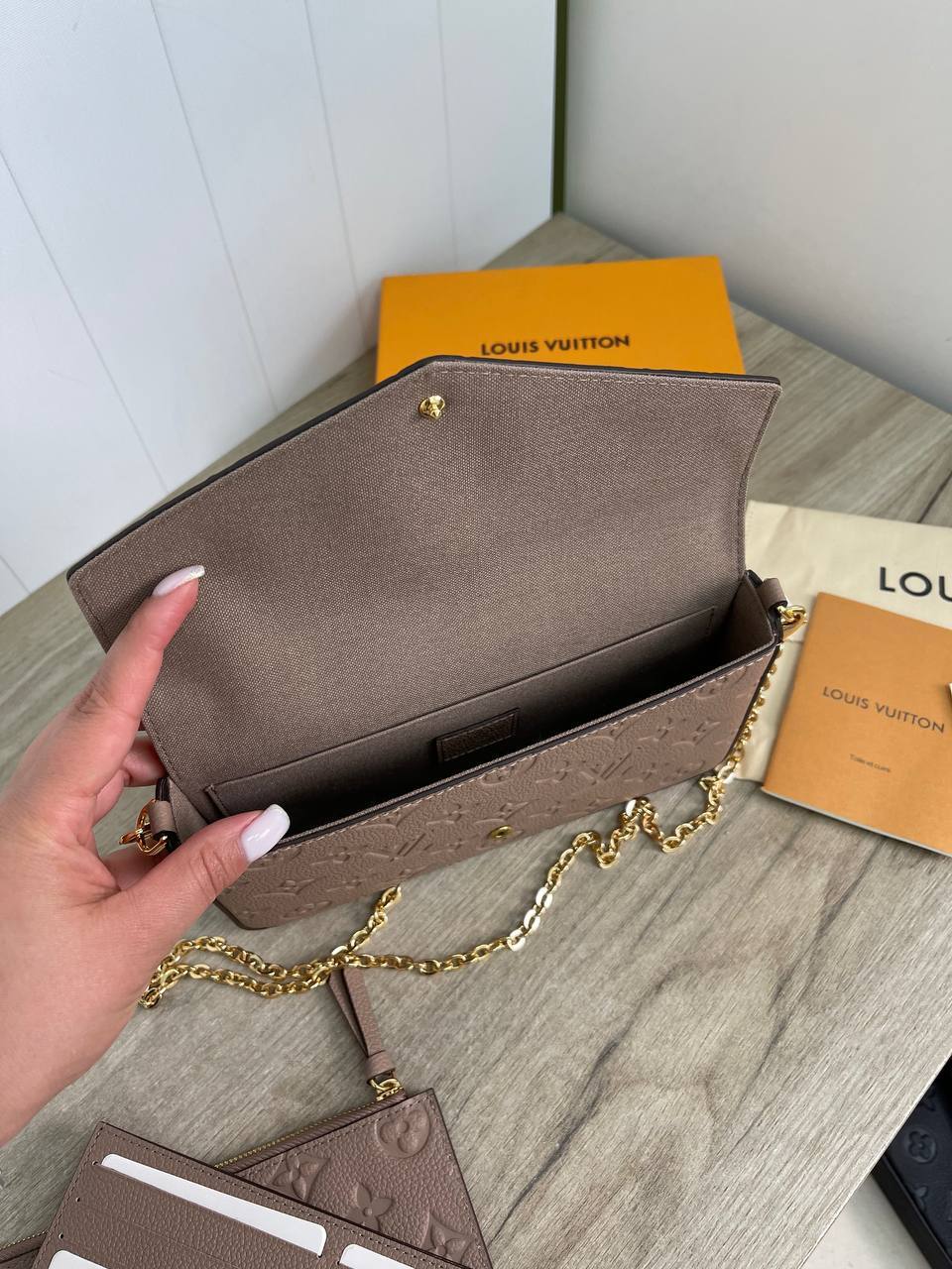 Коллекционная женская сумка Louis Vuitton BP-33687 Коллекционная женская сумка Louis Vuitton BP-33687