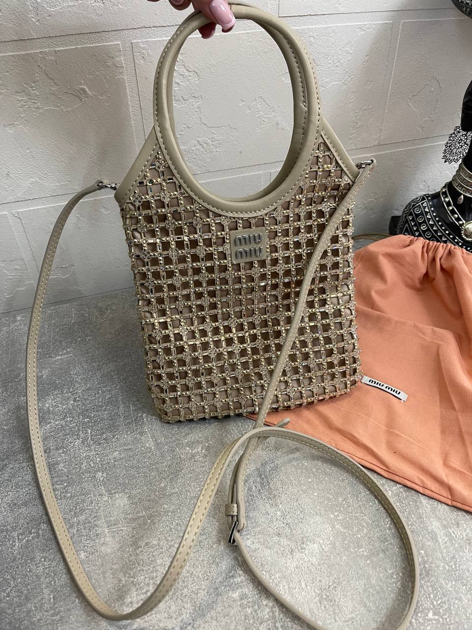 Сумка каменно-серая женская элитная Miu Miu BP-49025 Сумка каменно-серая женская элитная Miu Miu BP-49025