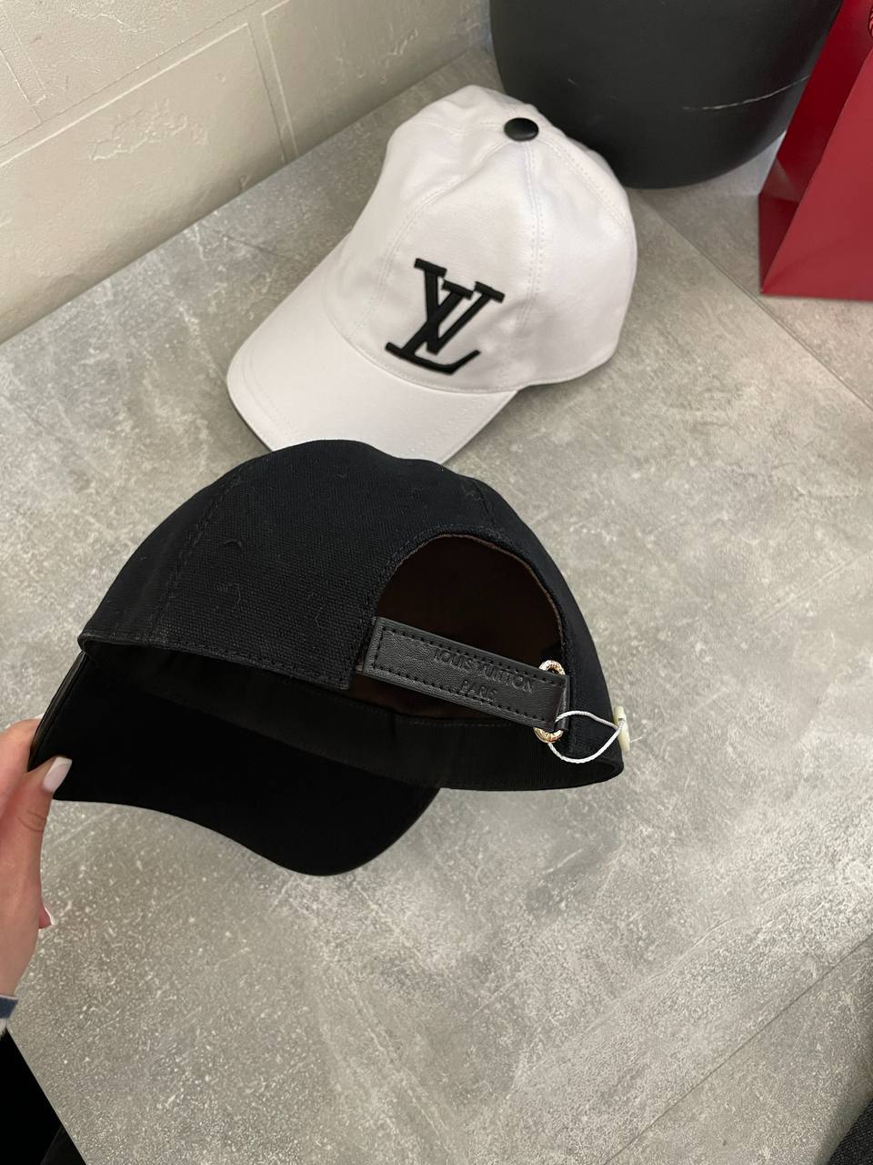 Бейсболка коллекционная Louis Vuitton BP-49295 Бейсболка коллекционная Louis Vuitton BP-49295