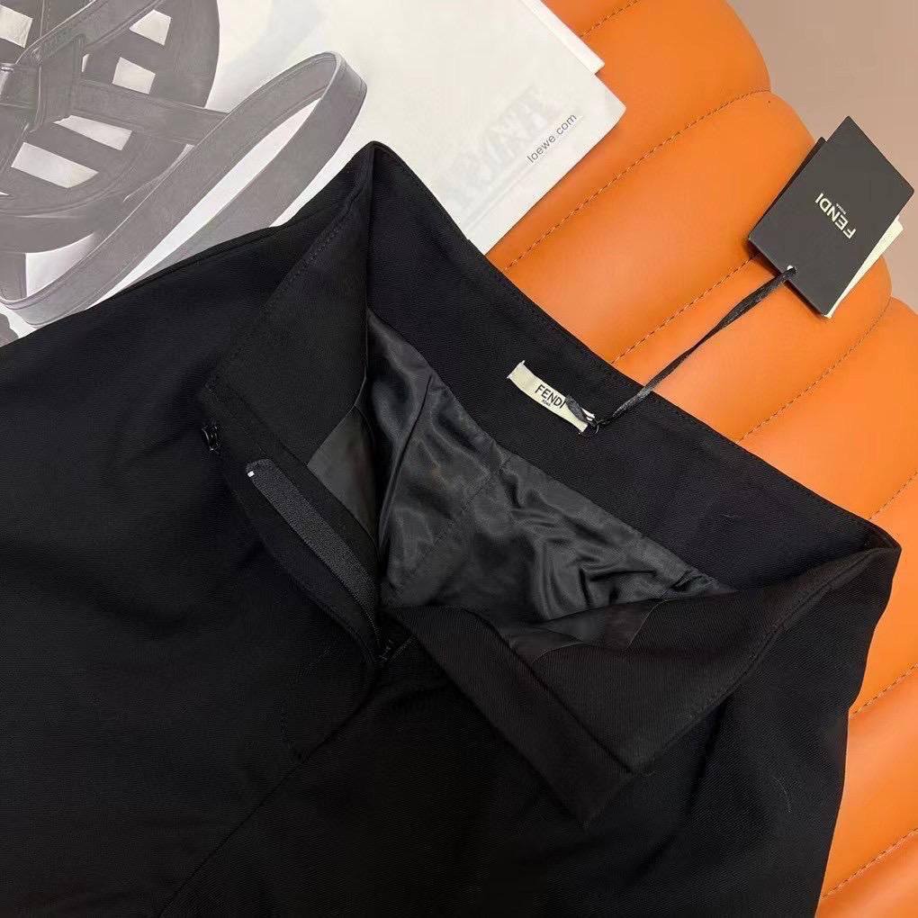 Повседневные шорты Fendi BP-16216 Повседневные шорты Fendi BP-16216