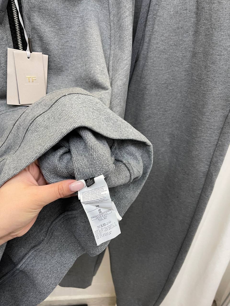 Костюм спортивный Tom Ford BP-46156 Костюм спортивный Tom Ford BP-46156