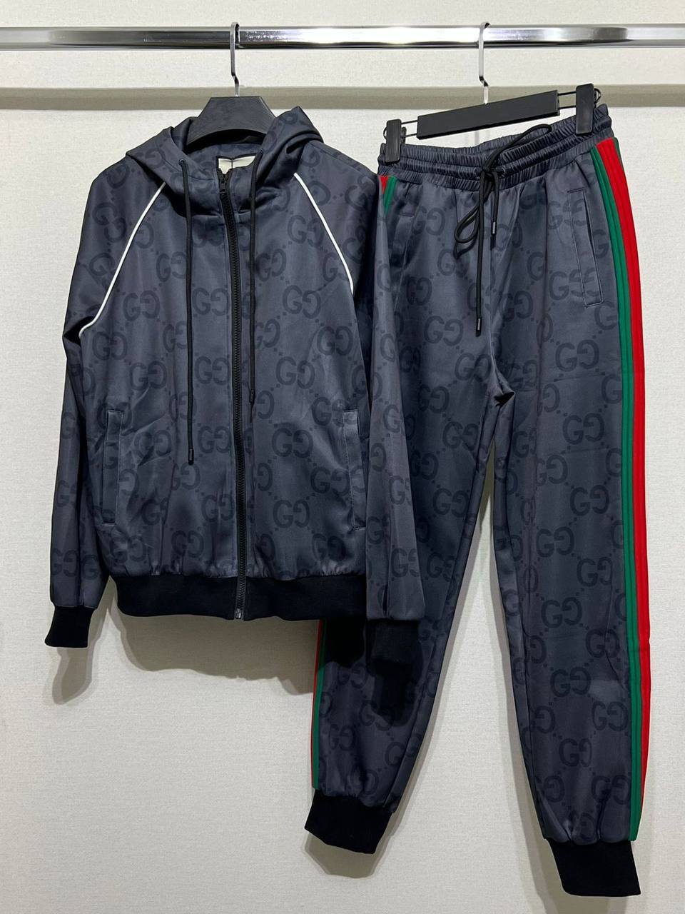 Премиум костюм для спорта Gucci BP-42943 Премиум костюм для спорта Gucci BP-42943