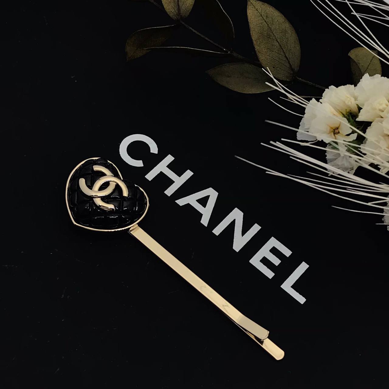 Элегантная заколка Chanel BP-31111 Элегантная заколка Chanel BP-31111