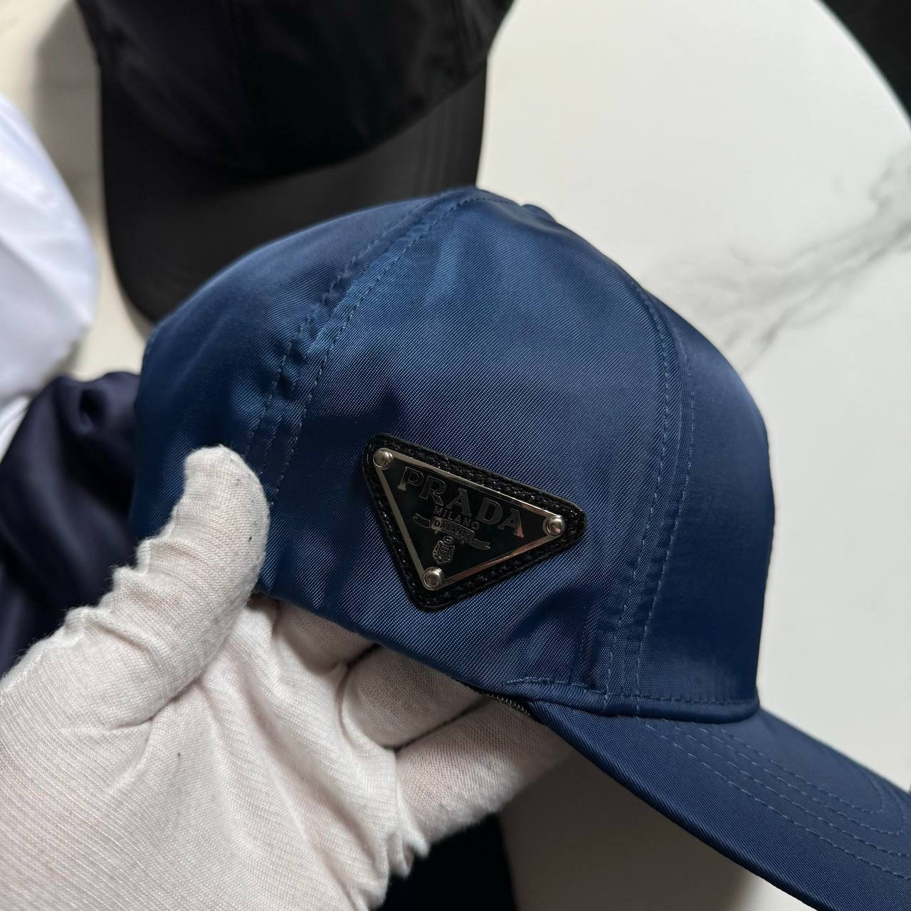 Бейсболка премиум Prada BP-53602 Бейсболка премиум Prada BP-53602