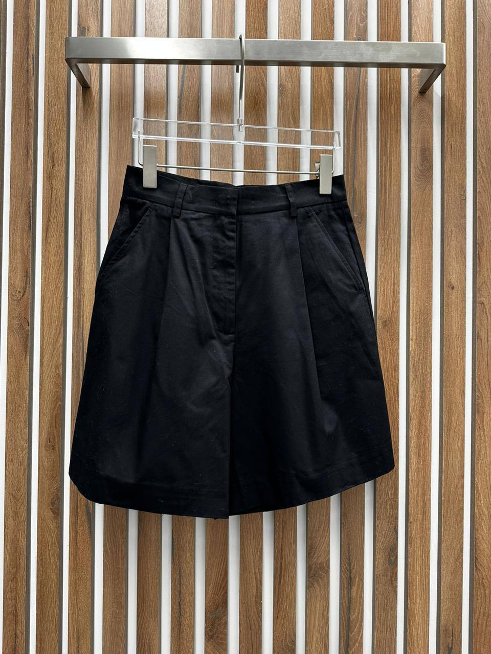 Элитные шорты Max Mara BP-36509 Элитные шорты Max Mara BP-36509