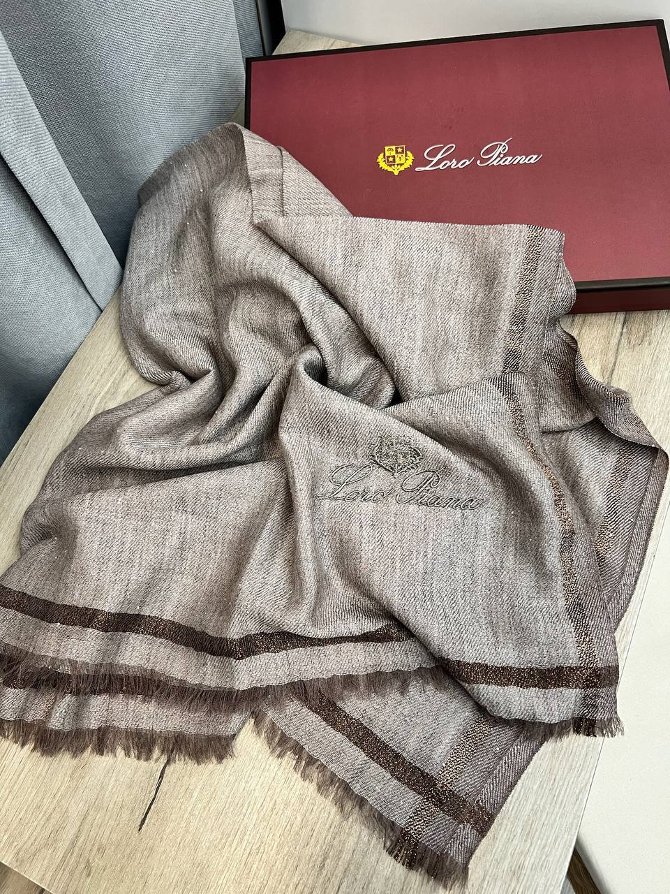 Элегантный палантин Loro Piana BP-43602 Элегантный палантин Loro Piana BP-43602