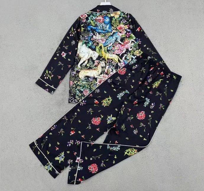 Коллекционный костюм Christian Dior BP-13639 Коллекционный костюм Christian Dior BP-13639