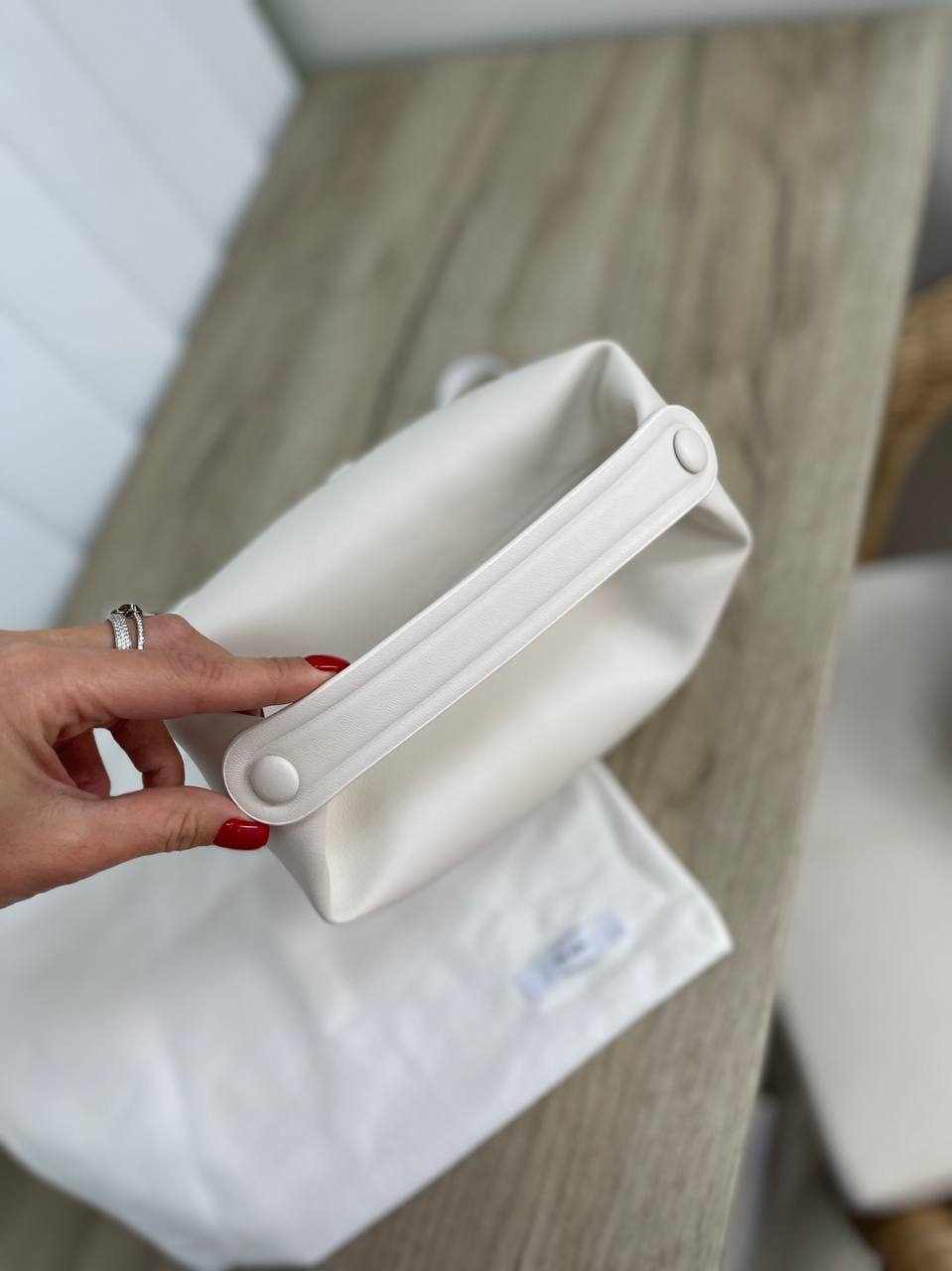 Коллекционная женская сумка The Row BP-23231 Коллекционная женская сумка The Row BP-23231