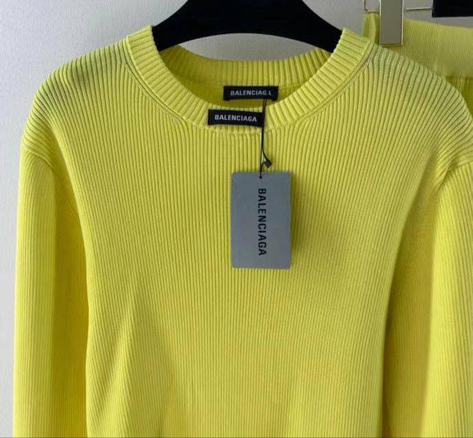 Трендовый костюм Balenciaga BP-18874, женский Трендовый костюм Balenciaga BP-18874, женский