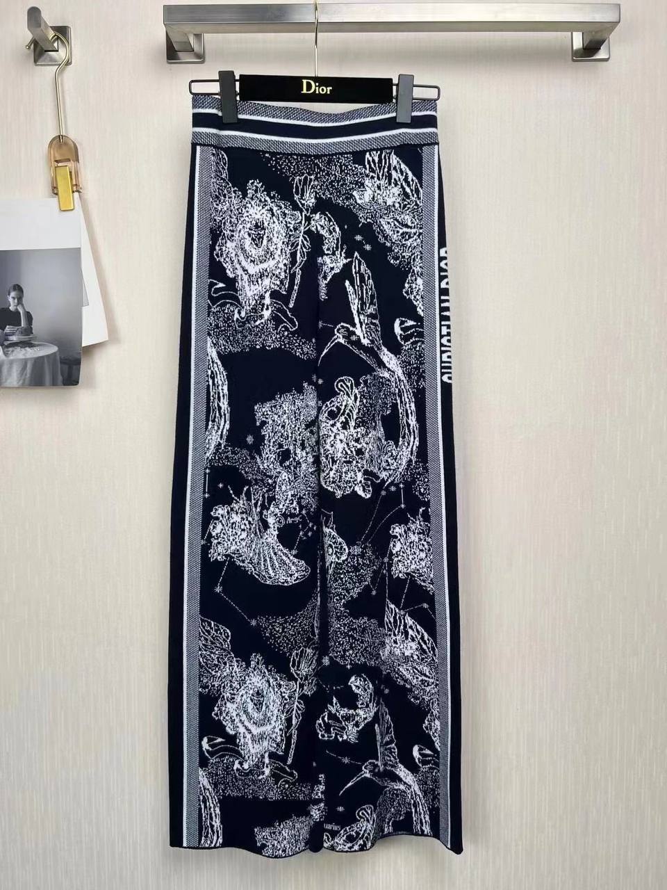 Дизайнерский костюм Christian Dior BP-15089 Дизайнерский костюм Christian Dior BP-15089