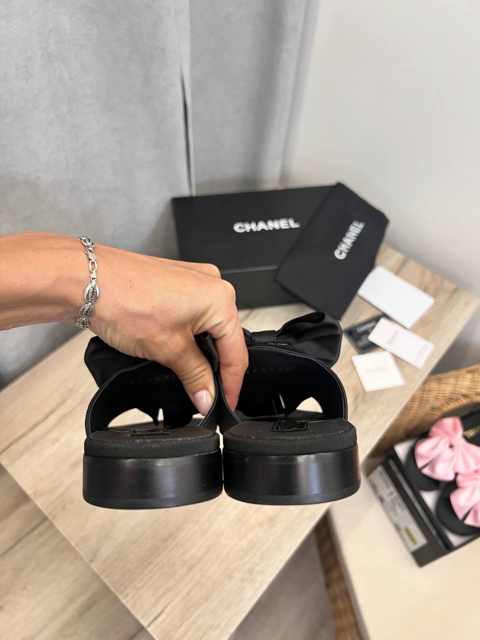 Коллекционные шлепанцы Chanel BP-52473 Коллекционные шлепанцы Chanel BP-52473