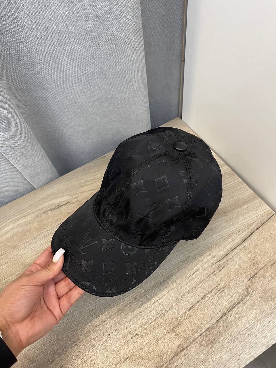 Бейсболка стильная Louis Vuitton BP-39869 Бейсболка стильная Louis Vuitton BP-39869