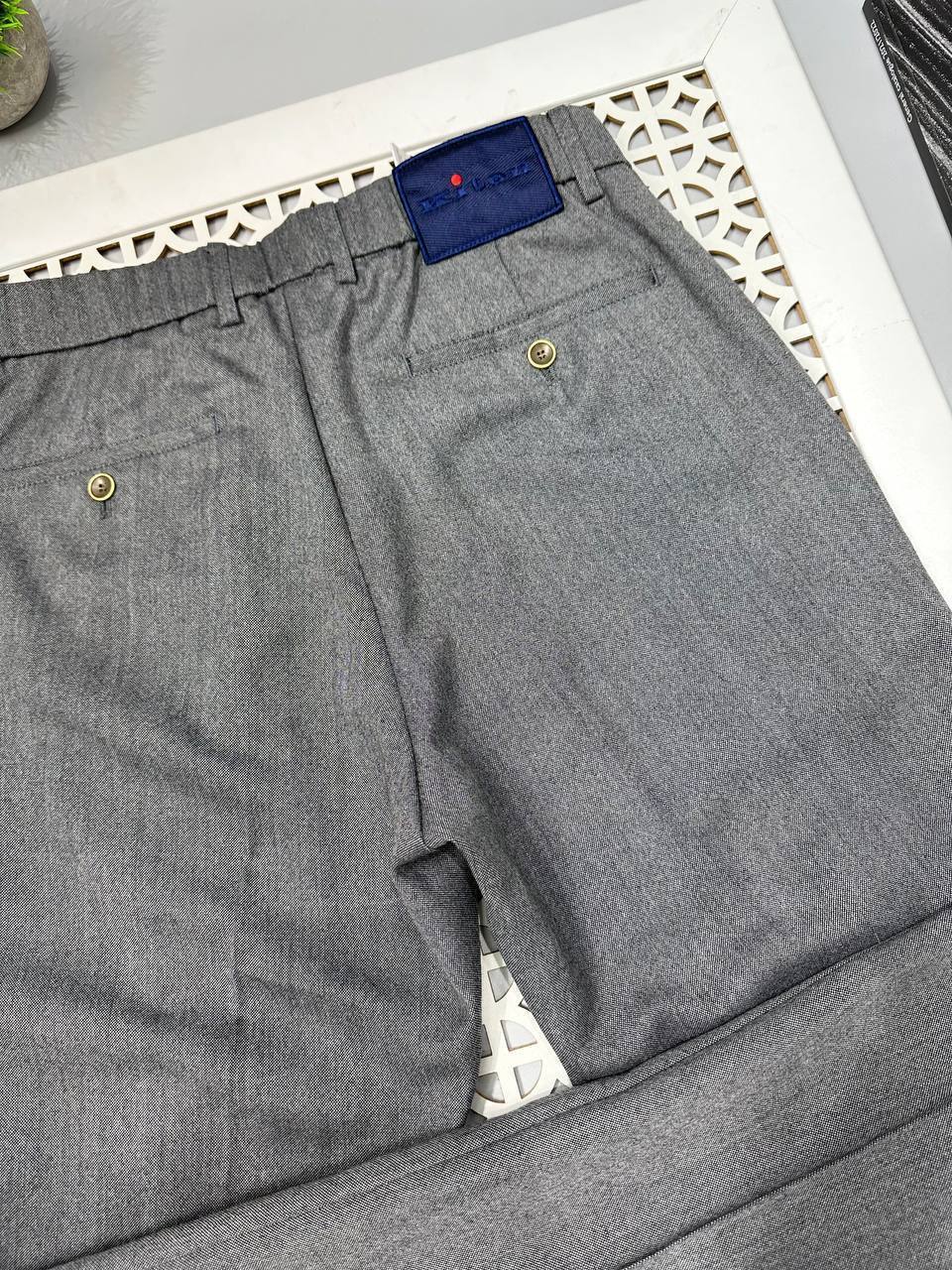 Элегантные брюки Kiton BP-40872 Элегантные брюки Kiton BP-40872