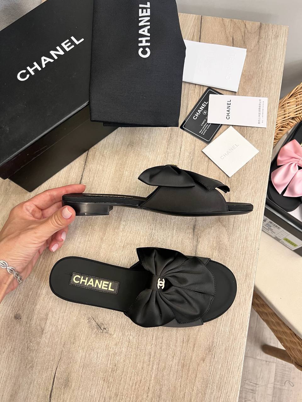 Коллекционные шлепанцы Chanel BP-52473 Коллекционные шлепанцы Chanel BP-52473