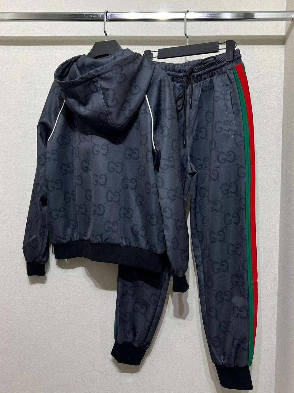 Премиум костюм для спорта Gucci BP-42943 Премиум костюм для спорта Gucci BP-42943