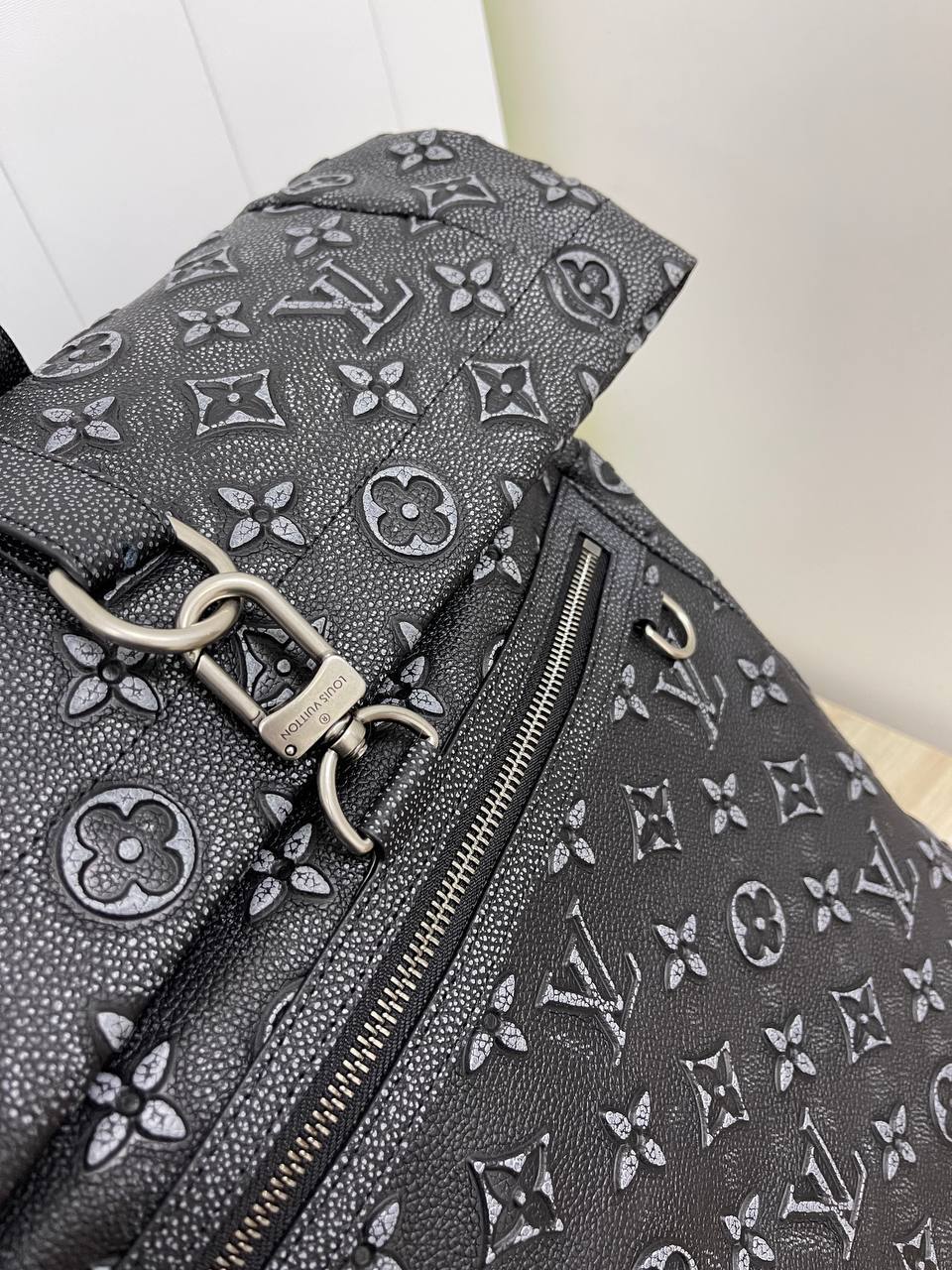 Премиальный рюкзак Louis Vuitton BP-25402 Премиальный рюкзак Louis Vuitton BP-25402