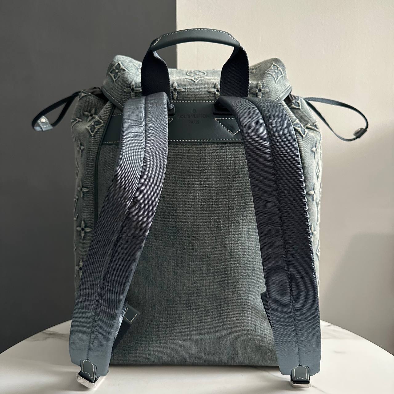 Элегантный рюкзак Louis Vuitton BP-37817 Элегантный рюкзак Louis Vuitton BP-37817