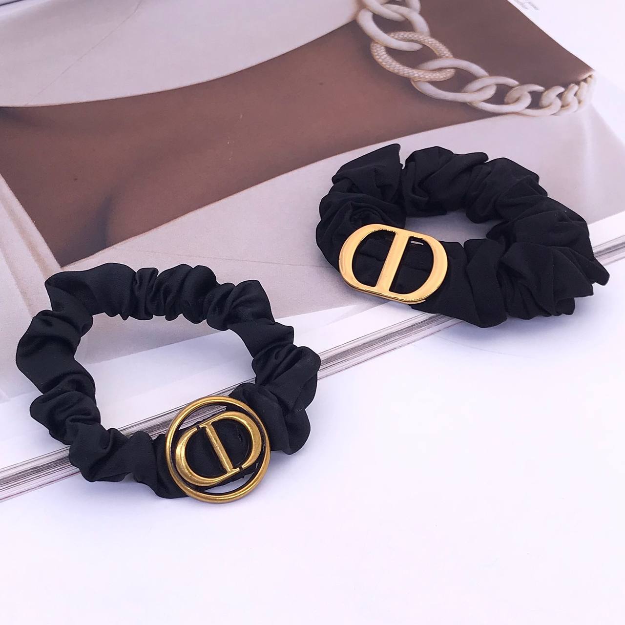 Трендовая резинка для волос Christian Dior BP-26920 Трендовая резинка для волос Christian Dior BP-26920