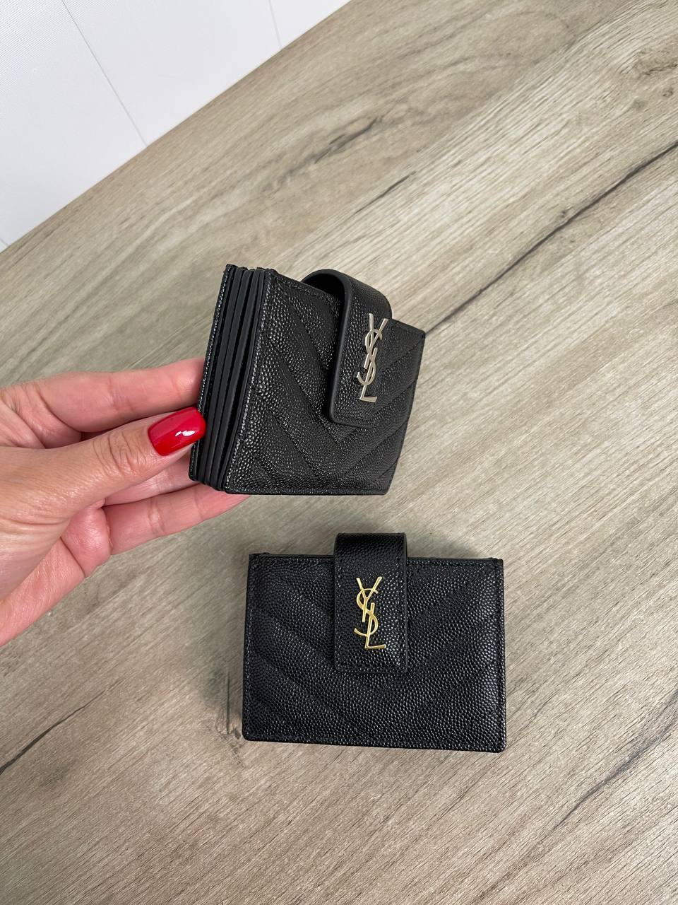 Элитная черная визитница Yves Saint Laurent BP-20115 Элитная черная визитница Yves Saint Laurent BP-20115