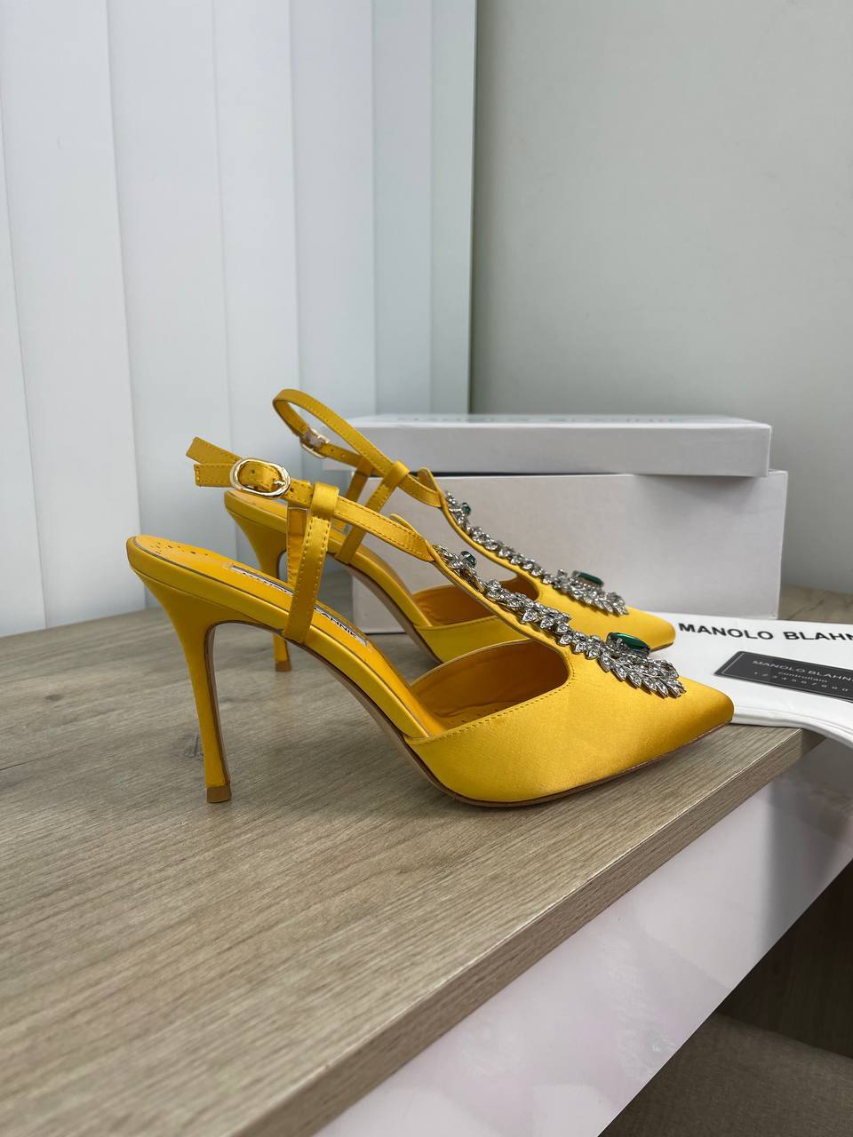 Коллекционные туфли Manolo Blahnik BP-17464 Коллекционные туфли Manolo Blahnik BP-17464