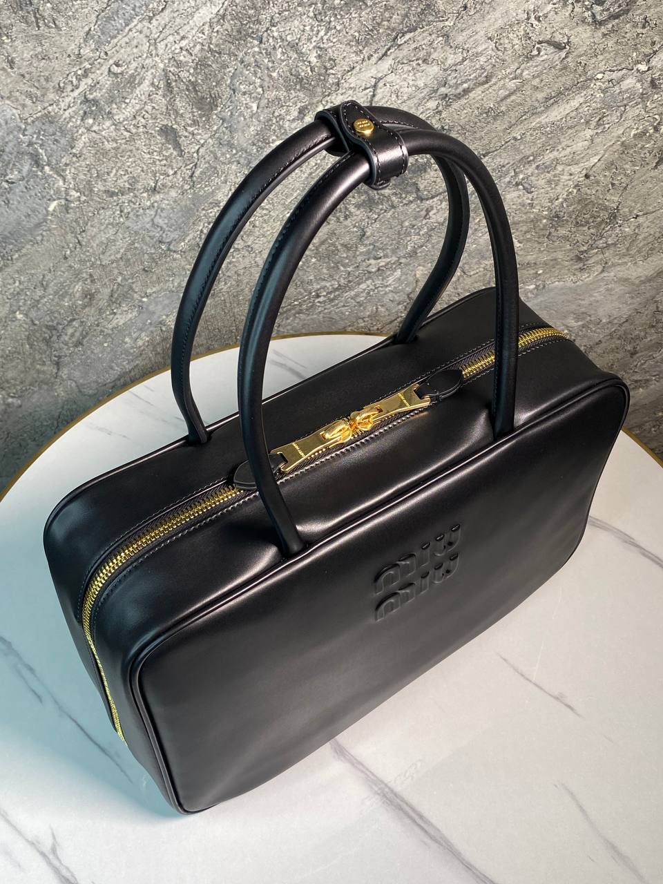 Кожаная сумка черная Miu Miu BP-088129 Кожаная сумка черная Miu Miu BP-088129