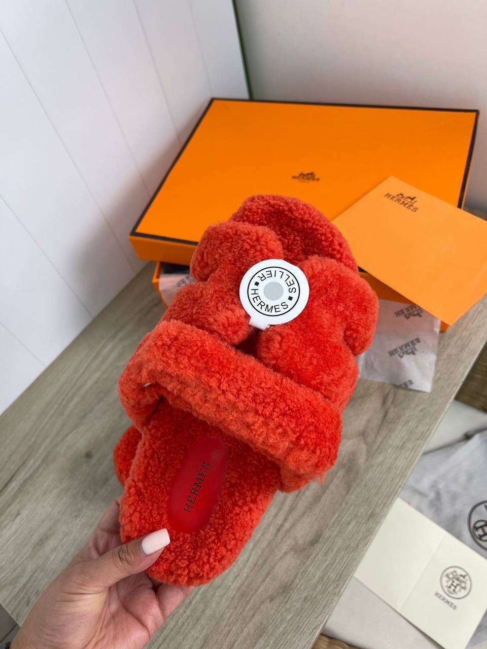 Hermes BP-17948 премиум меховые тапочки Hermes BP-17948 премиум меховые тапочки