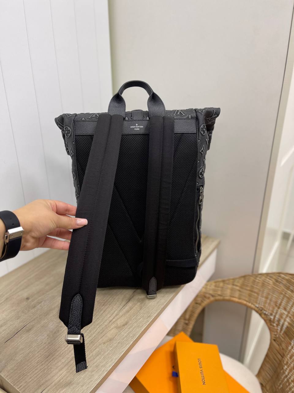 Премиальный рюкзак Louis Vuitton BP-25402 Премиальный рюкзак Louis Vuitton BP-25402