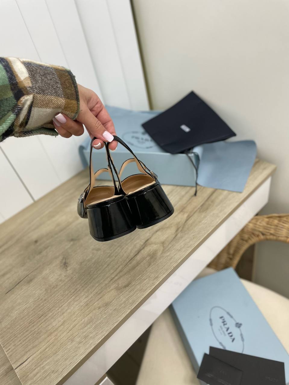 Повседневные босоножки Prada BP-33421 Повседневные босоножки Prada BP-33421