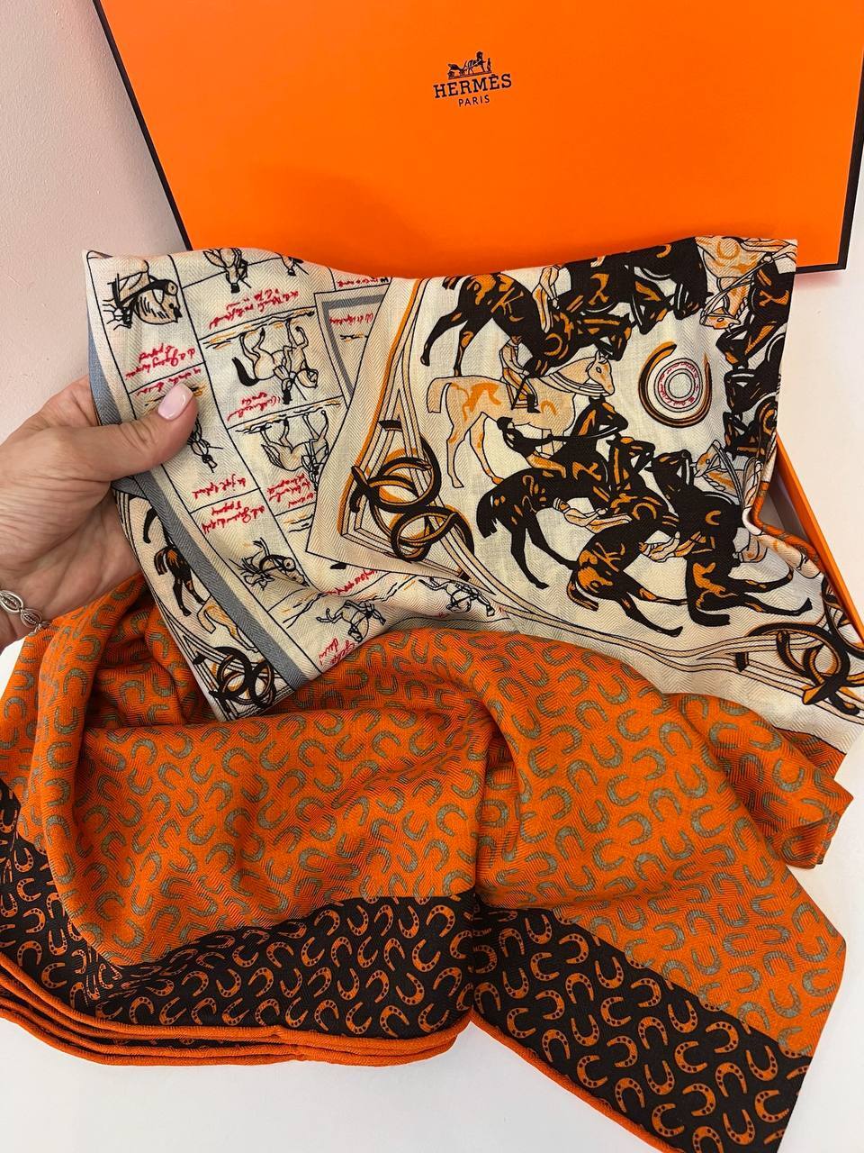 Коллекционный платок 140*140 Hermes BP-52537 Коллекционный платок 140*140 Hermes BP-52537