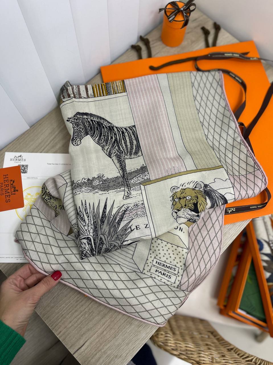 Hermes BP-23883 коллекционный платок Hermes BP-23883 коллекционный платок