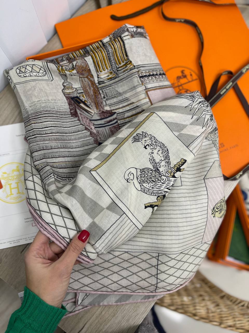 Hermes BP-23883 коллекционный платок Hermes BP-23883 коллекционный платок