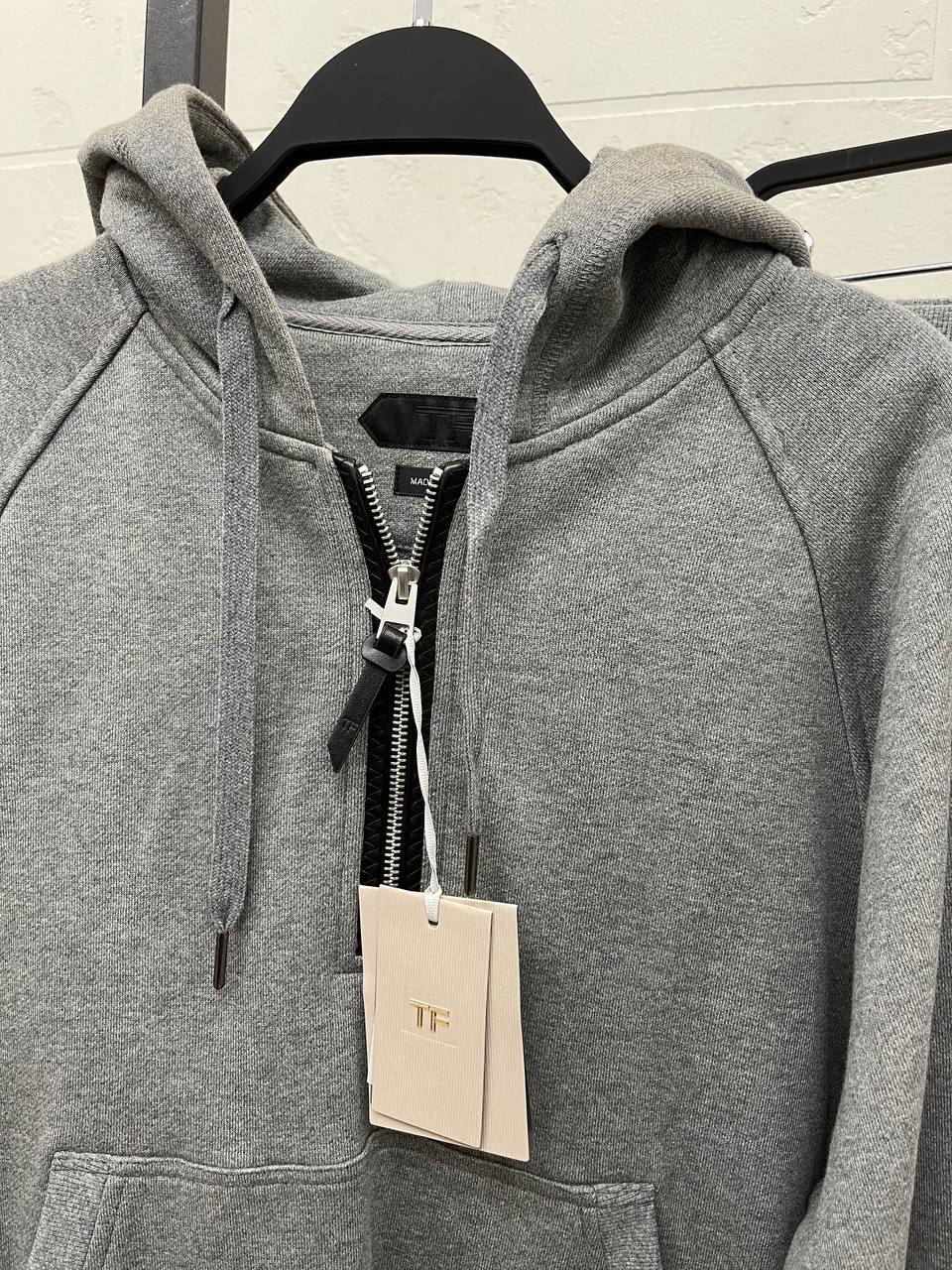 Костюм спортивный Tom Ford BP-46156 Костюм спортивный Tom Ford BP-46156