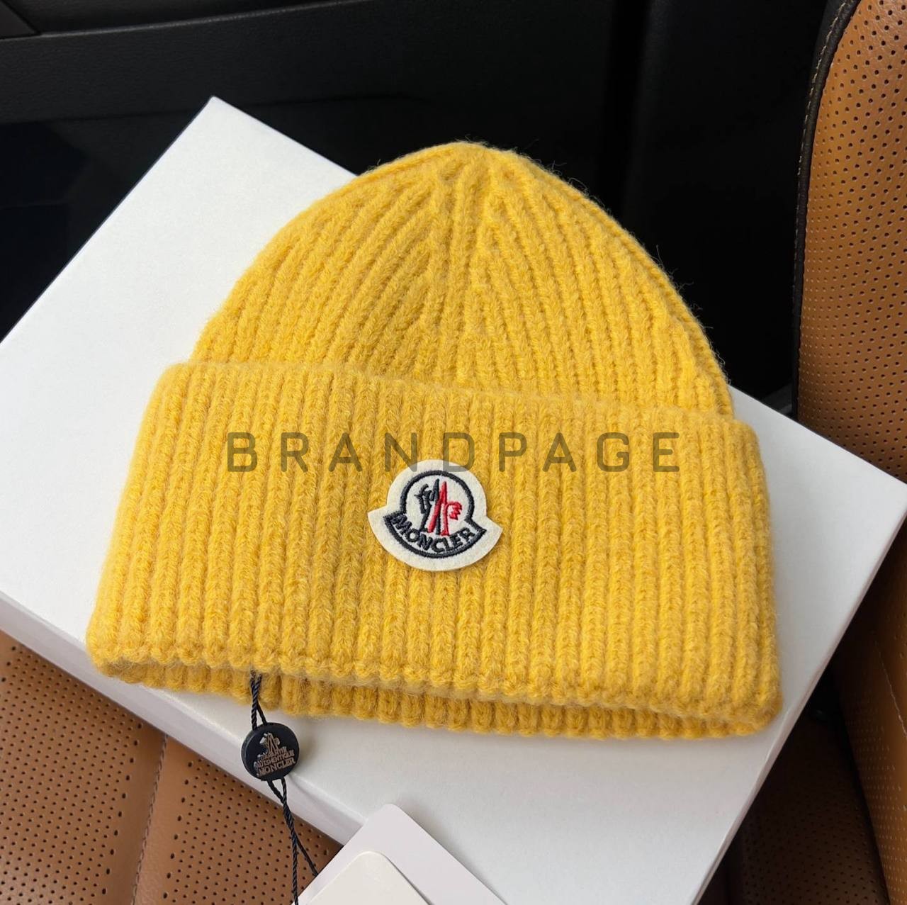 Шапка из ткани Moncler BPLUX12521 Шапка из ткани Moncler BPLUX12521