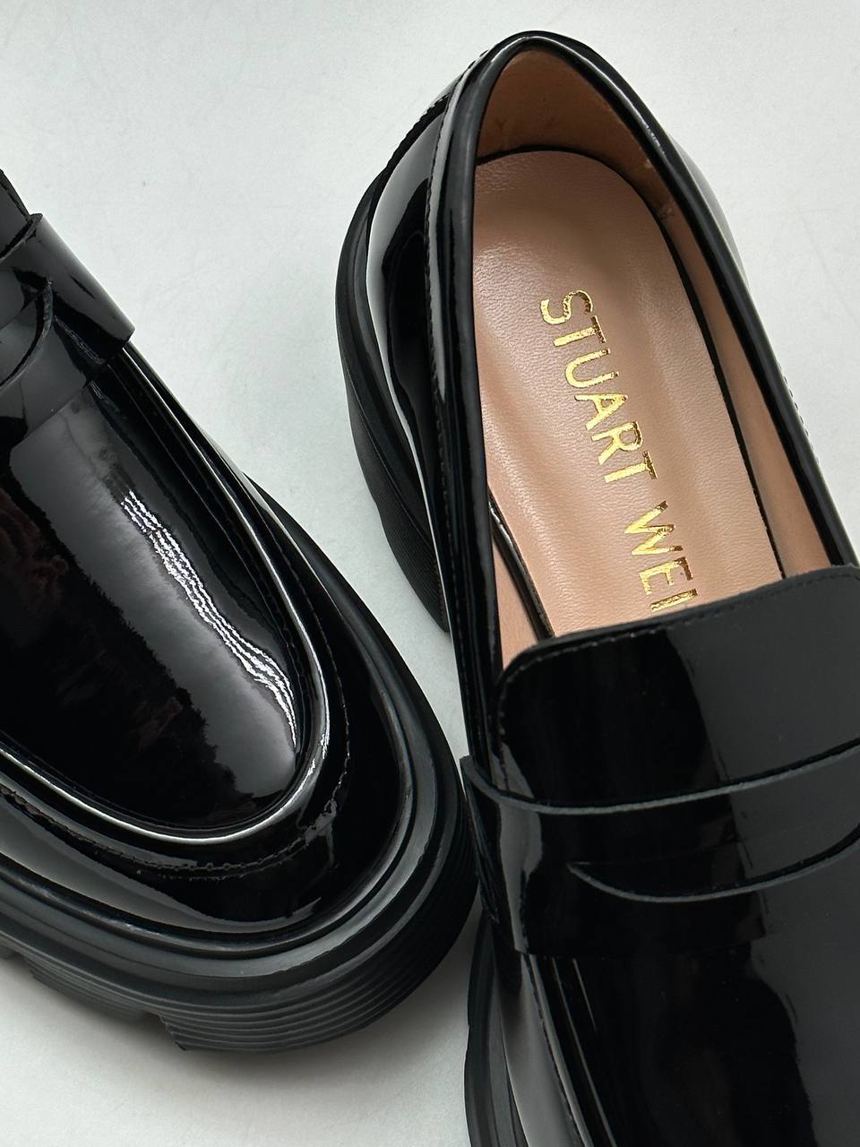 Лоферы черные Stuart Weitzman BP-99214751 Лоферы черные Stuart Weitzman BP-99214751