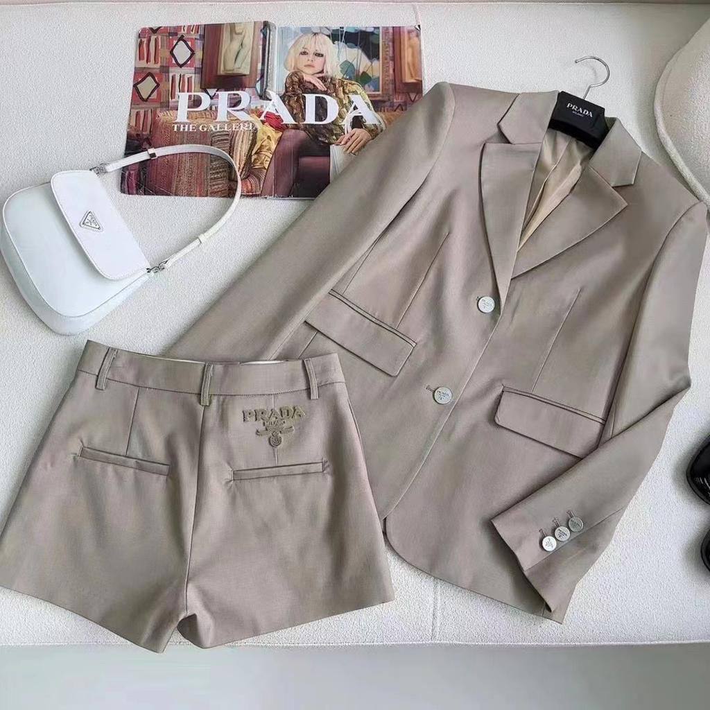 Премиум костюм женский Prada BP-39776 Премиум костюм женский Prada BP-39776