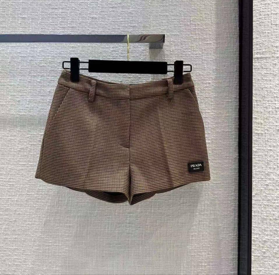 Шорты премиум класса Prada BP-39074 Шорты премиум класса Prada BP-39074