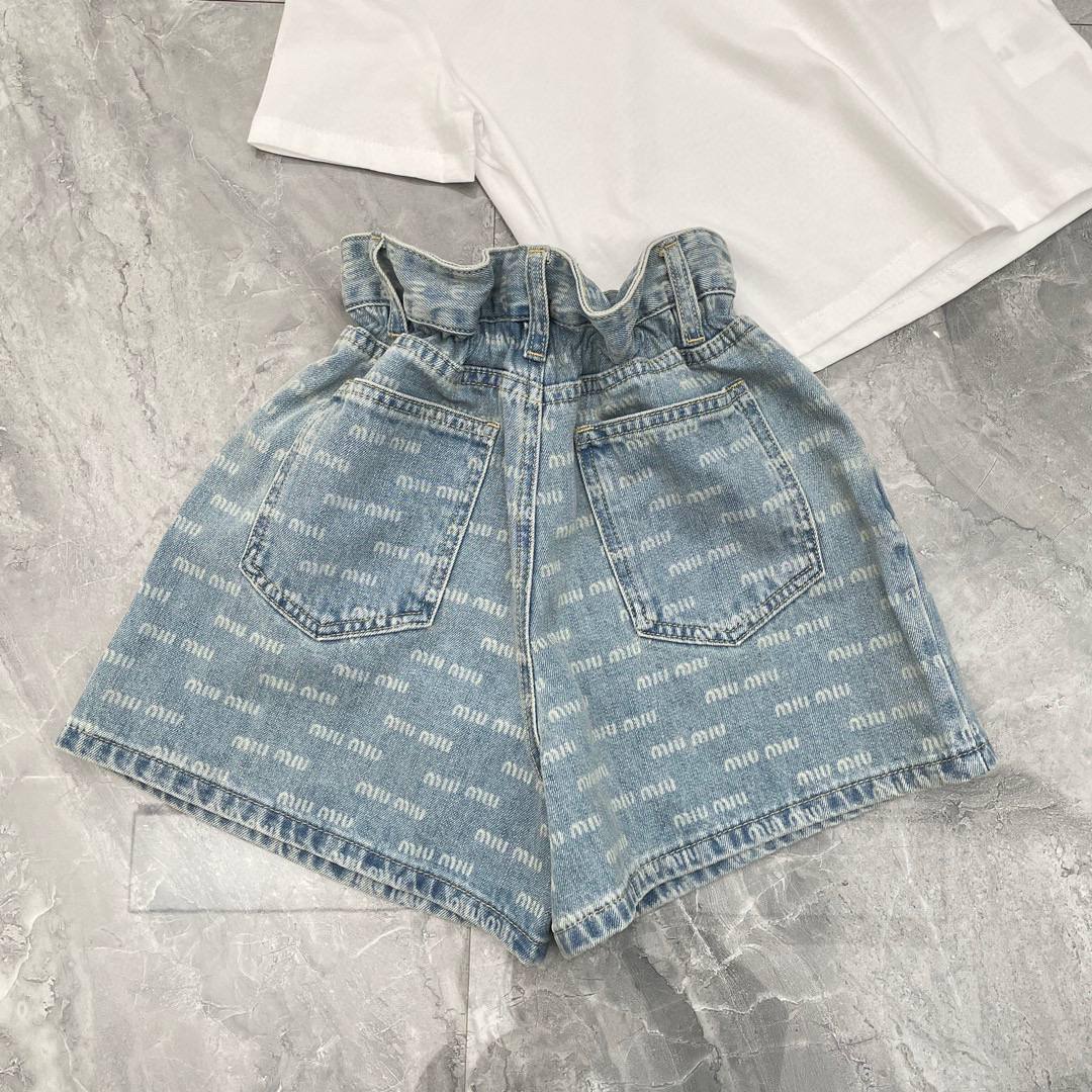 Премиум шорты Miu Miu BP-50035 Премиум шорты Miu Miu BP-50035