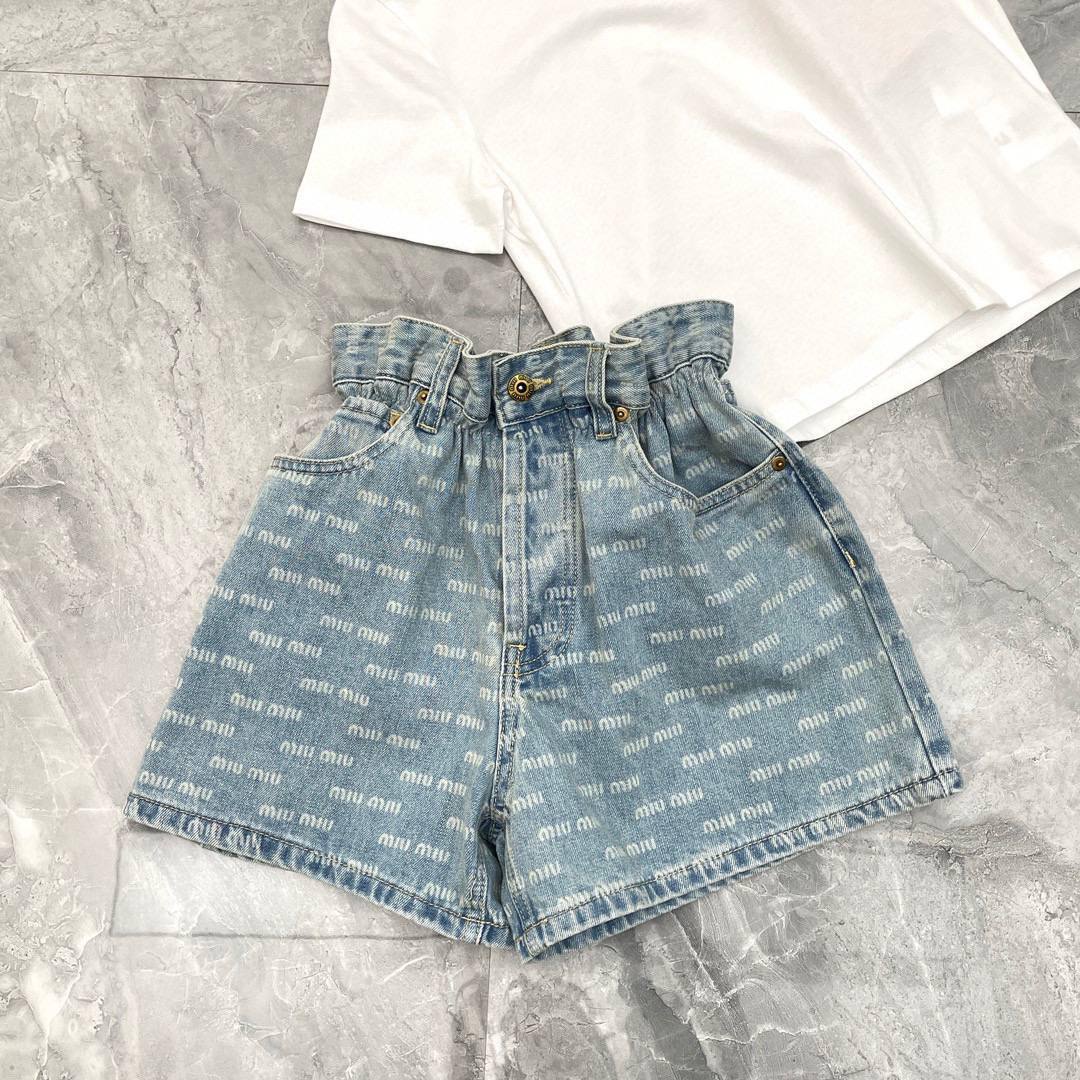 Премиум шорты Miu Miu BP-50035 Премиум шорты Miu Miu BP-50035