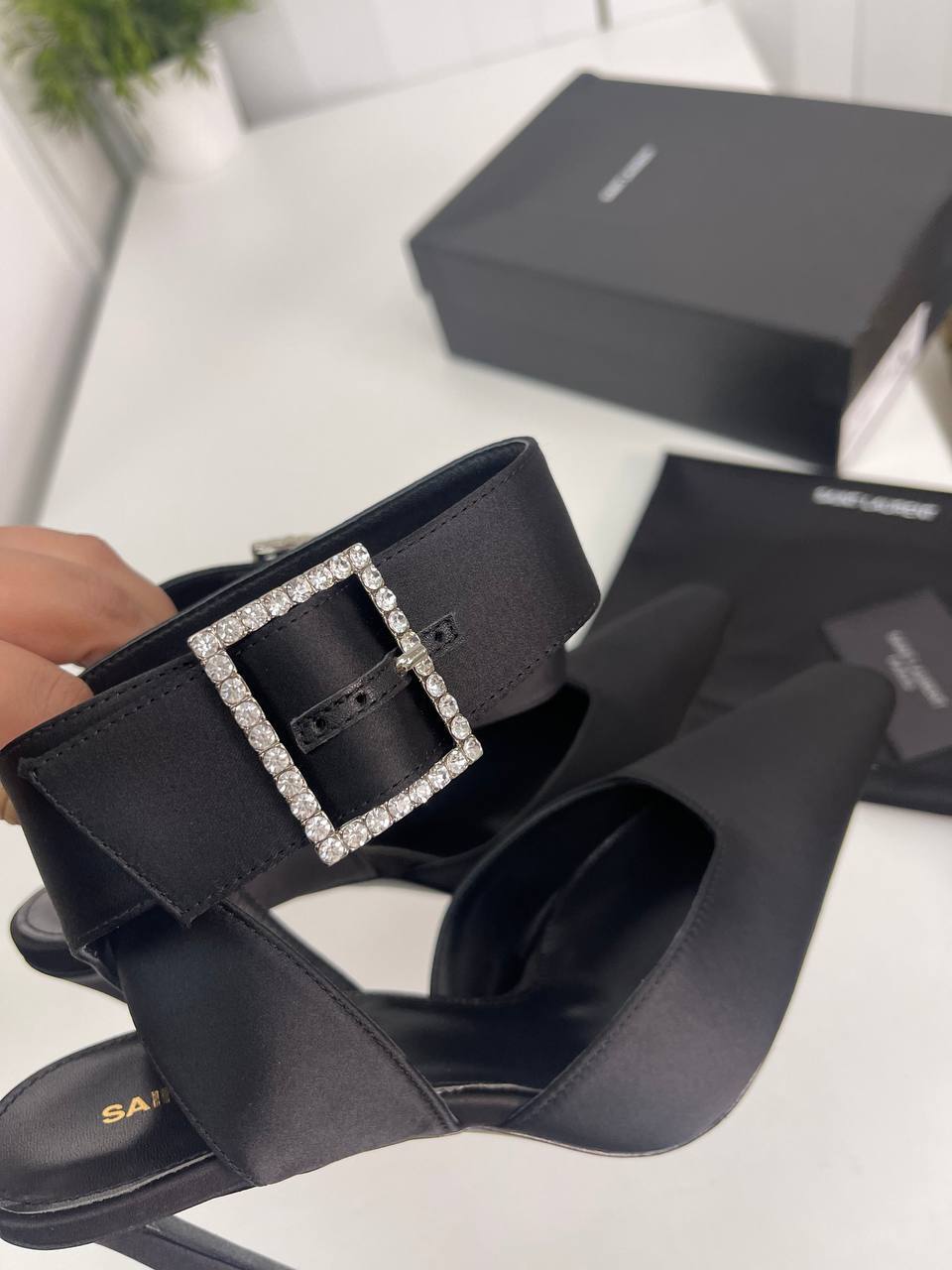 Коллекционные туфли Yves Saint Laurent BP-31831 Коллекционные туфли Yves Saint Laurent BP-31831