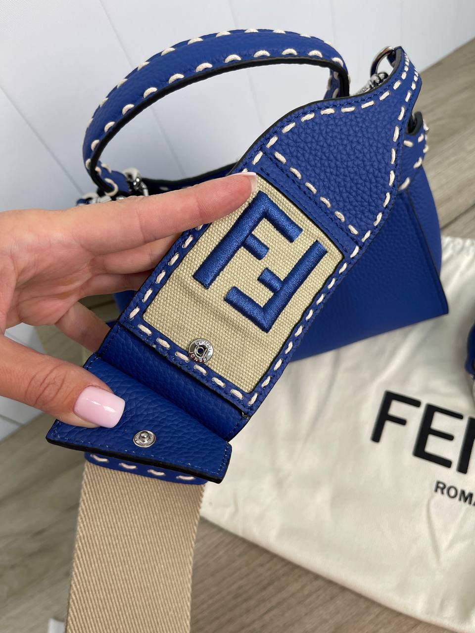 Коллекционная женская сумка Fendi BP-18374 Коллекционная женская сумка Fendi BP-18374