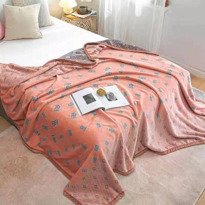 Плед стильный Burberry BP-43945 Плед стильный Burberry BP-43945