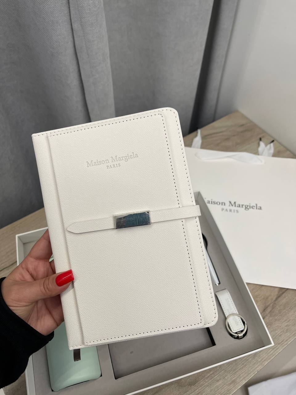 Набор стильный комплект BP-46646LUX Набор стильный комплект BP-46646LUX