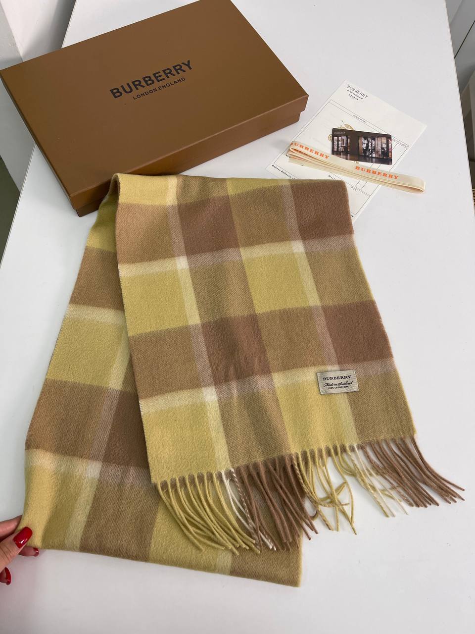 Премиальный шарф Burberry BP-21198 Премиальный шарф Burberry BP-21198