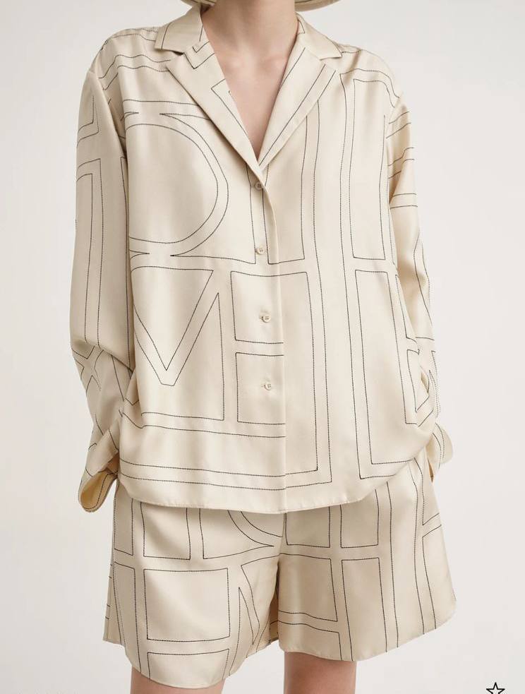 Трендовый костюм из шелка Toteme BP-30601 Трендовый костюм из шелка Toteme BP-30601